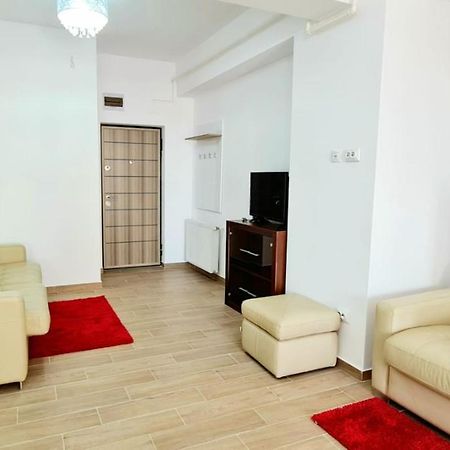 Red Accommodation Near Palas Mall Яссы Экстерьер фото