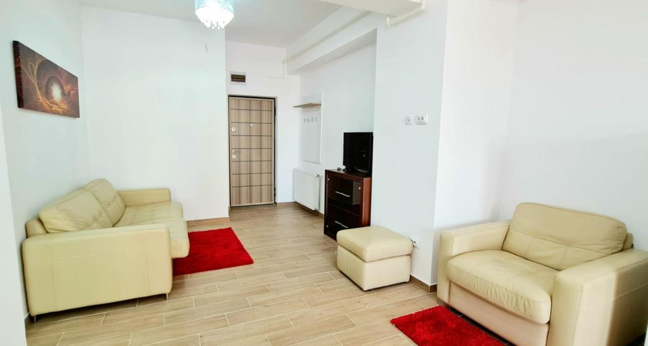 Red Accommodation Near Palas Mall Яссы Экстерьер фото